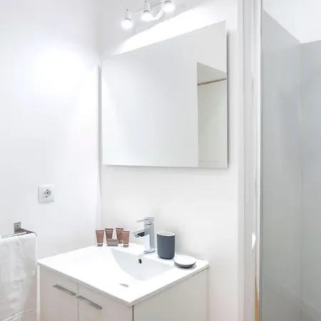 Genteel Zaragoza Apartment *