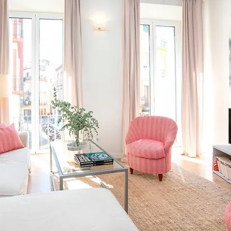 Genteel Zaragoza Apartment *