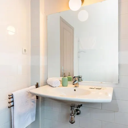 Genteel Zaragoza Apartment Seville